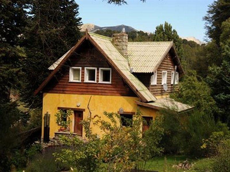 סן קרלוס דה ברילוצ'ה Los Juncos Patagonian Lake House מראה חיצוני תמונה
